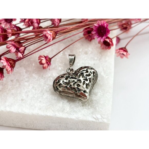 Sterling Silver 3D Cutout FIligree Vintage Heart Shaped Large Pendant | Charm - Picture 5 of 10